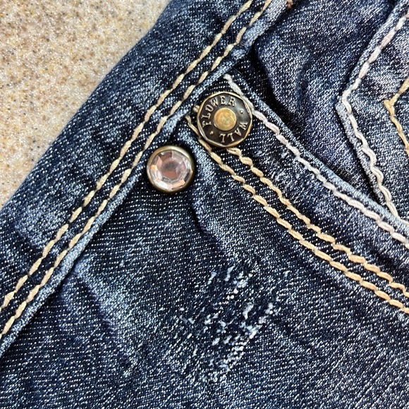 👖Wallflower Distressed Skinny Blue Jeans Women’s 8-10 based on measurements - Picture 8 of 17